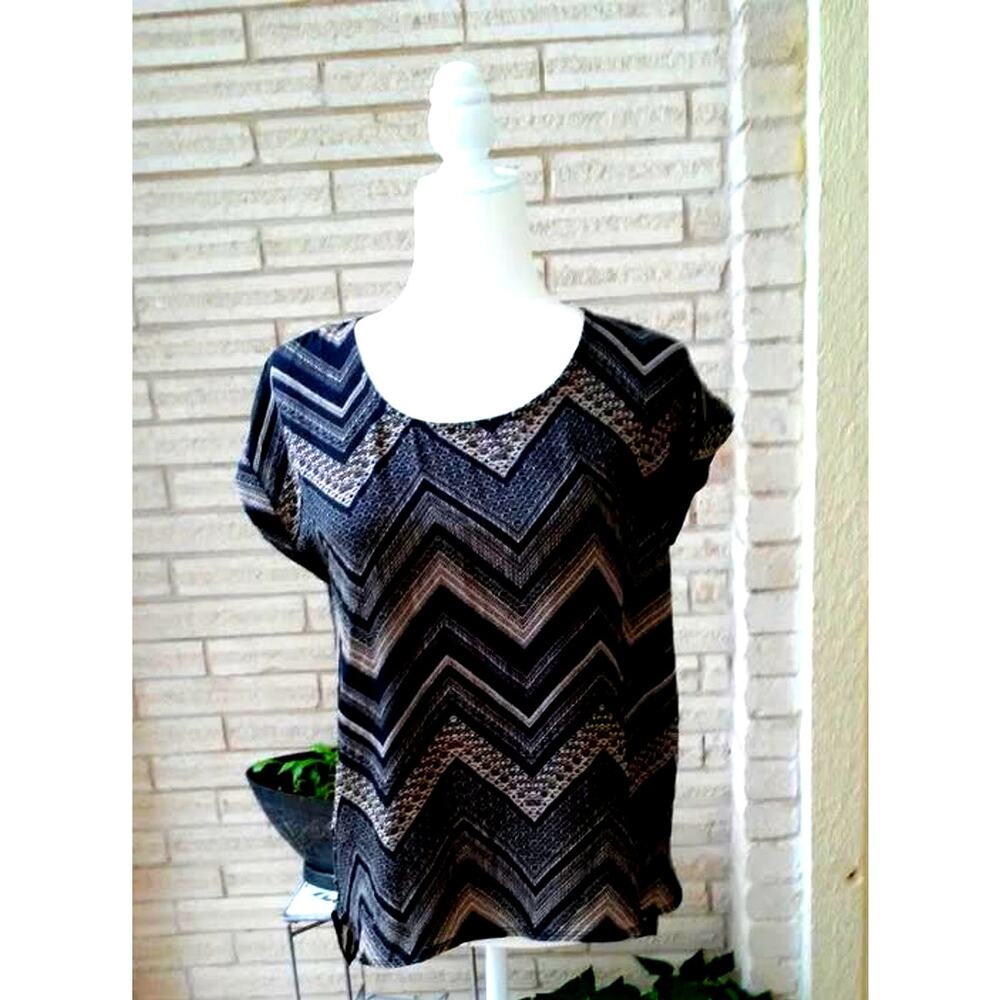 Republic Black/Beige Top Size M